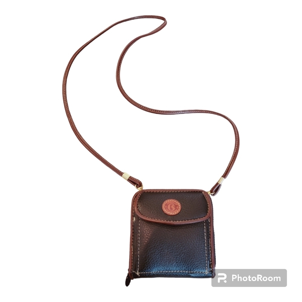 Vintage Purse with built in wallet and card slots - Picture 4 of 9
